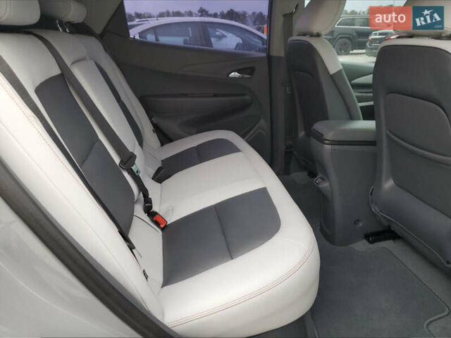 Шевроле Bolt EV, объемом двигателя 0 л и пробегом 15 тыс. км за 2675 $, фото 9 на Automoto.ua