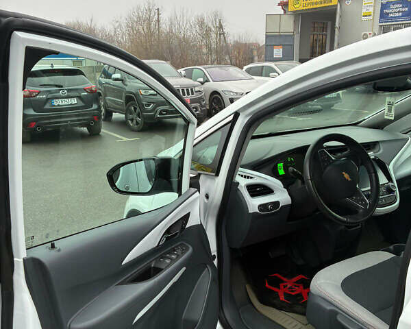 Шевроле Bolt EV, объемом двигателя 0 л и пробегом 22 тыс. км за 16300 $, фото 9 на Automoto.ua