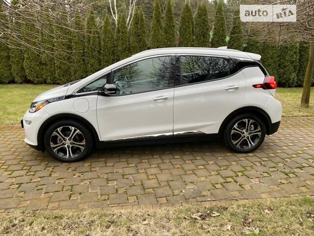 Шевроле Bolt EV, об'ємом двигуна 0 л та пробігом 4 тис. км за 23999 $, фото 4 на Automoto.ua