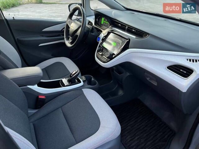 Шевроле Bolt EV, объемом двигателя 0 л и пробегом 30 тыс. км за 19300 $, фото 31 на Automoto.ua