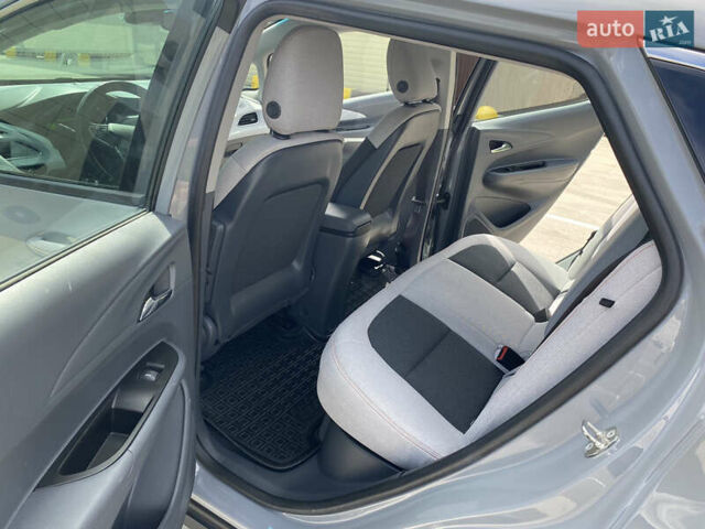 Шевроле Bolt EV, объемом двигателя 0 л и пробегом 45 тыс. км за 19000 $, фото 12 на Automoto.ua