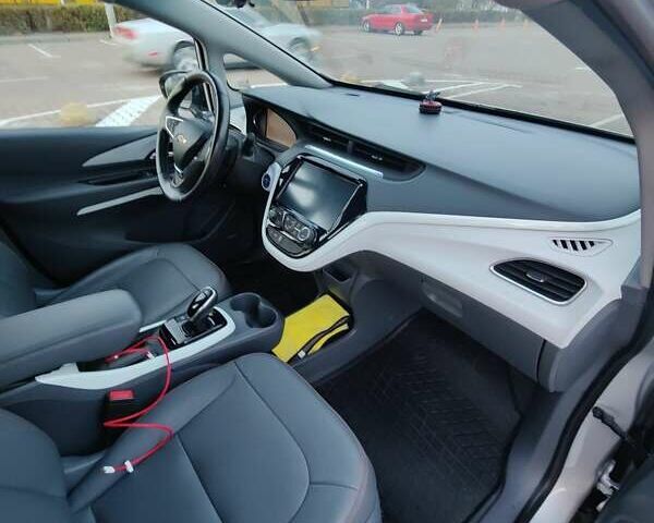 Шевроле Bolt EV, объемом двигателя 0 л и пробегом 21 тыс. км за 19500 $, фото 7 на Automoto.ua