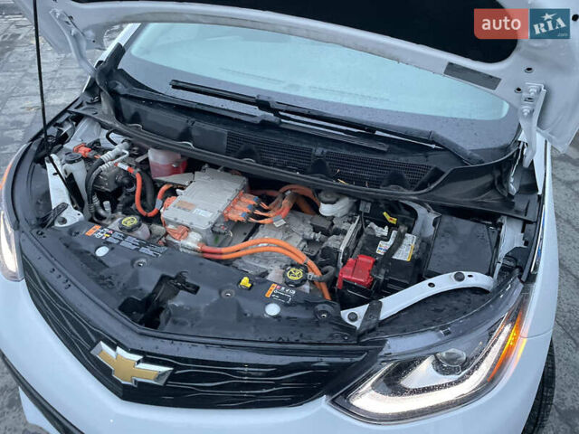Шевроле Bolt EV, объемом двигателя 0 л и пробегом 26 тыс. км за 17550 $, фото 33 на Automoto.ua