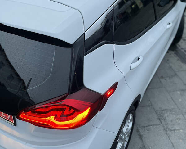 Шевроле Bolt EV, объемом двигателя 0 л и пробегом 26 тыс. км за 17550 $, фото 15 на Automoto.ua