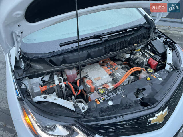 Шевроле Bolt EV, объемом двигателя 0 л и пробегом 26 тыс. км за 17550 $, фото 34 на Automoto.ua