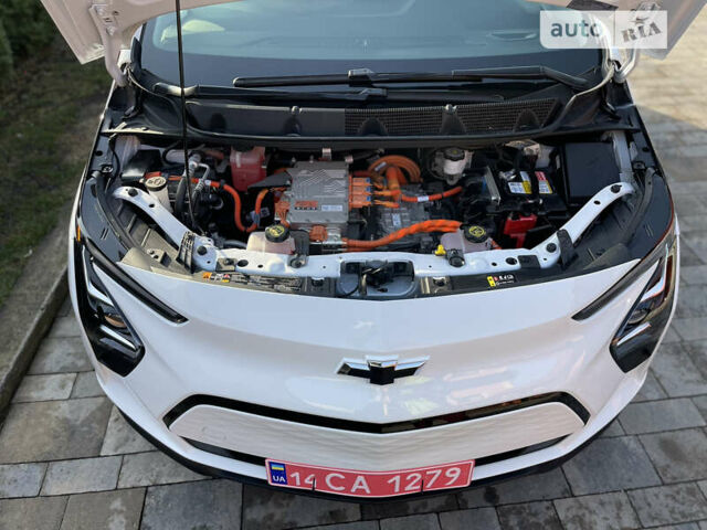 Шевроле Bolt EV, об'ємом двигуна 0 л та пробігом 7 тис. км за 27700 $, фото 9 на Automoto.ua