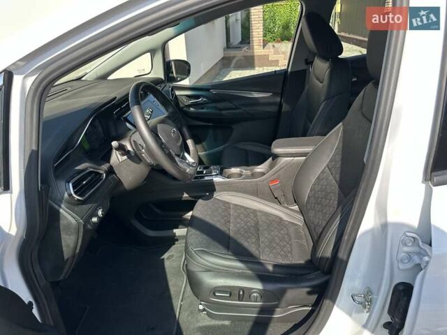 Шевроле Bolt EV, объемом двигателя 0 л и пробегом 22 тыс. км за 18900 $, фото 17 на Automoto.ua