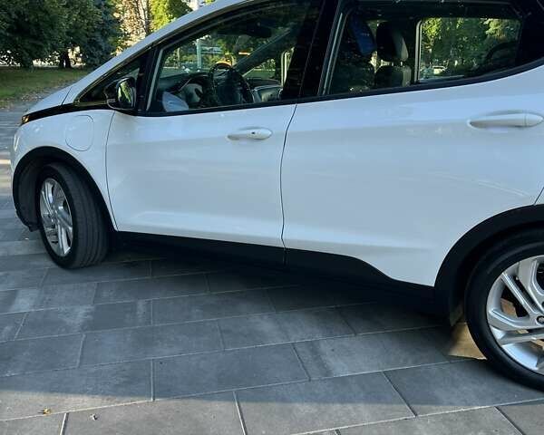 Шевроле Bolt EV, объемом двигателя 0 л и пробегом 16 тыс. км за 20200 $, фото 4 на Automoto.ua