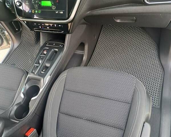 Шевроле Bolt EV, объемом двигателя 0 л и пробегом 61 тыс. км за 17500 $, фото 13 на Automoto.ua