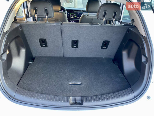 Шевроле Bolt EV, объемом двигателя 0 л и пробегом 25 тыс. км за 17300 $, фото 12 на Automoto.ua