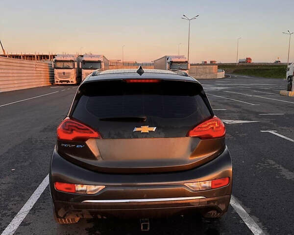 Серый Шевроле Bolt EV, объемом двигателя 0 л и пробегом 137 тыс. км за 12300 $, фото 5 на Automoto.ua