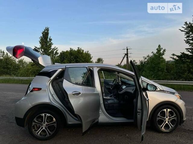 Сірий Шевроле Bolt EV, об'ємом двигуна 0 л та пробігом 104 тис. км за 16900 $, фото 18 на Automoto.ua