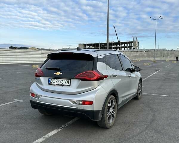 Серый Шевроле Bolt EV, объемом двигателя 0 л и пробегом 98 тыс. км за 15500 $, фото 6 на Automoto.ua