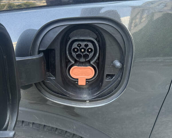 Серый Шевроле Bolt EV, объемом двигателя 0 л и пробегом 110 тыс. км за 14200 $, фото 12 на Automoto.ua