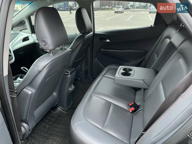 Сірий Шевроле Bolt EV, об'ємом двигуна 0 л та пробігом 164 тис. км за 12500 $, фото 8 на Automoto.ua