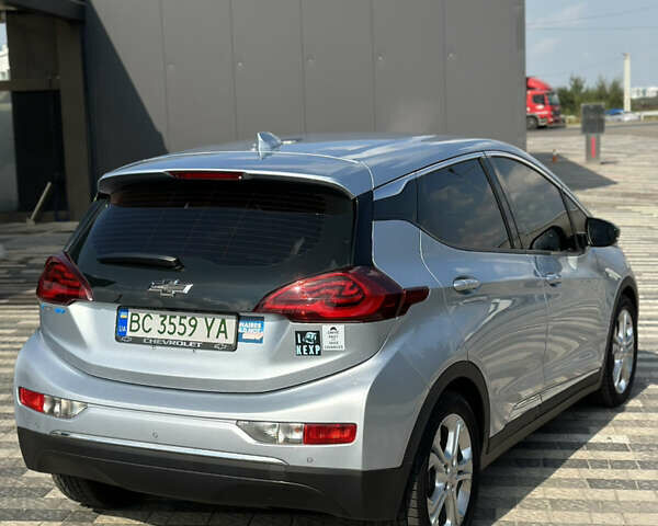 Серый Шевроле Bolt EV, объемом двигателя 0 л и пробегом 89 тыс. км за 13499 $, фото 7 на Automoto.ua