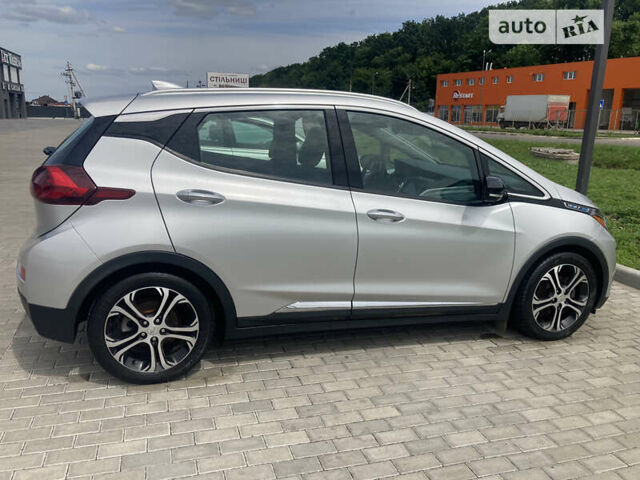 Серый Шевроле Bolt EV, объемом двигателя 0 л и пробегом 114 тыс. км за 21600 $, фото 12 на Automoto.ua