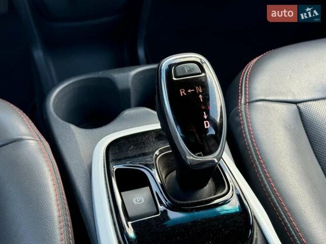 Серый Шевроле Bolt EV, объемом двигателя 0 л и пробегом 139 тыс. км за 13940 $, фото 37 на Automoto.ua