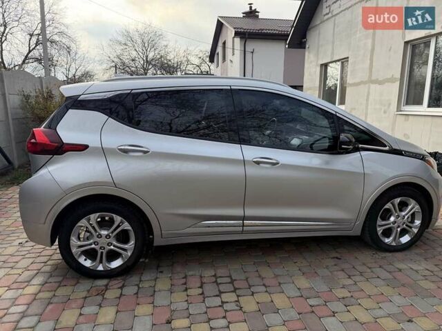 Серый Шевроле Bolt EV, объемом двигателя 0 л и пробегом 156 тыс. км за 11500 $, фото 8 на Automoto.ua