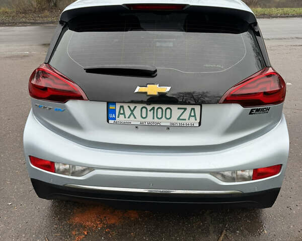 Серый Шевроле Bolt EV, объемом двигателя 0 л и пробегом 124 тыс. км за 13900 $, фото 3 на Automoto.ua