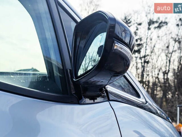 Серый Шевроле Bolt EV, объемом двигателя 0 л и пробегом 89 тыс. км за 16230 $, фото 31 на Automoto.ua