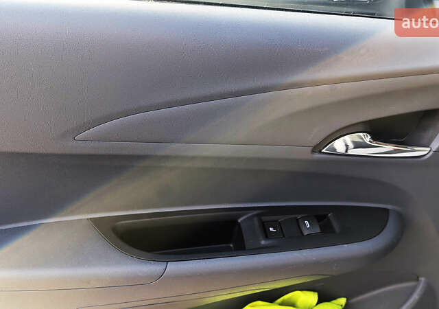 Серый Шевроле Bolt EV, объемом двигателя 0 л и пробегом 89 тыс. км за 16230 $, фото 26 на Automoto.ua