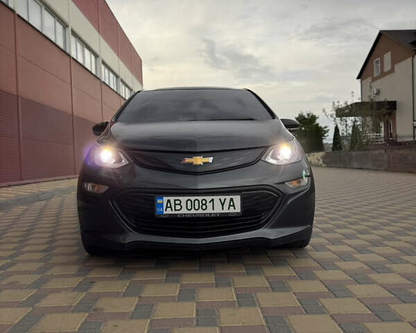 Серый Шевроле Bolt EV, объемом двигателя 0 л и пробегом 181 тыс. км за 14000 $, фото 4 на Automoto.ua