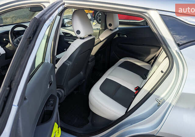 Серый Шевроле Bolt EV, объемом двигателя 0 л и пробегом 89 тыс. км за 16230 $, фото 20 на Automoto.ua