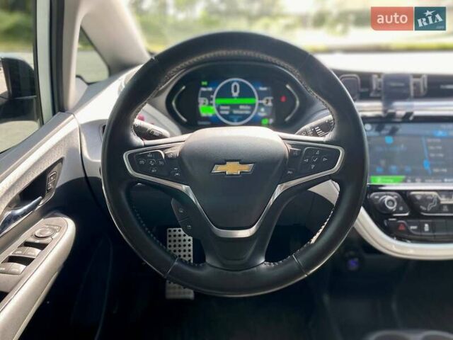 Серый Шевроле Bolt EV, объемом двигателя 0 л и пробегом 57 тыс. км за 15990 $, фото 36 на Automoto.ua