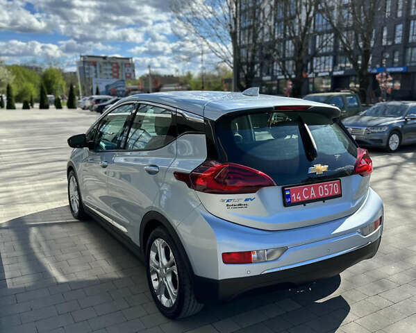 Серый Шевроле Bolt EV, объемом двигателя 0 л и пробегом 160 тыс. км за 14850 $, фото 10 на Automoto.ua