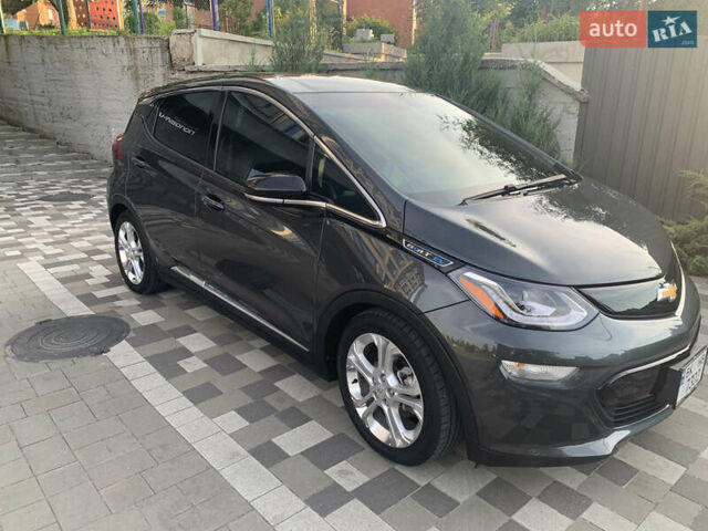 Серый Шевроле Bolt EV, объемом двигателя 0 л и пробегом 133 тыс. км за 14900 $, фото 4 на Automoto.ua