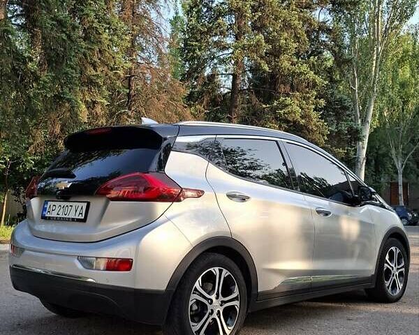 Серый Шевроле Bolt EV, объемом двигателя 0 л и пробегом 106 тыс. км за 14500 $, фото 7 на Automoto.ua