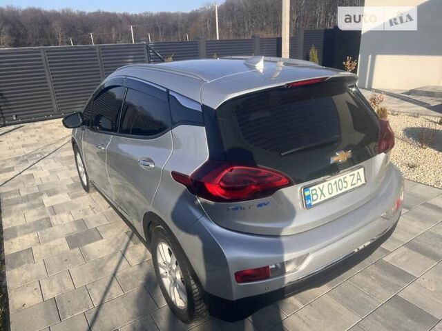 Сірий Шевроле Bolt EV, об'ємом двигуна 0 л та пробігом 106 тис. км за 19300 $, фото 5 на Automoto.ua