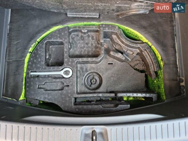 Сірий Шевроле Bolt EV, об'ємом двигуна 0 л та пробігом 181 тис. км за 13999 $, фото 78 на Automoto.ua