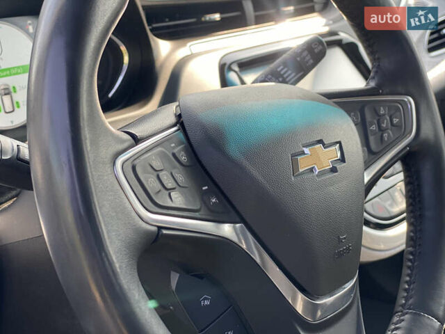 Серый Шевроле Bolt EV, объемом двигателя 0 л и пробегом 137 тыс. км за 13950 $, фото 16 на Automoto.ua