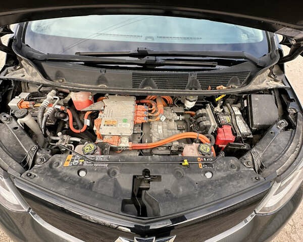 Серый Шевроле Bolt EV, объемом двигателя 0 л и пробегом 49 тыс. км за 15900 $, фото 16 на Automoto.ua