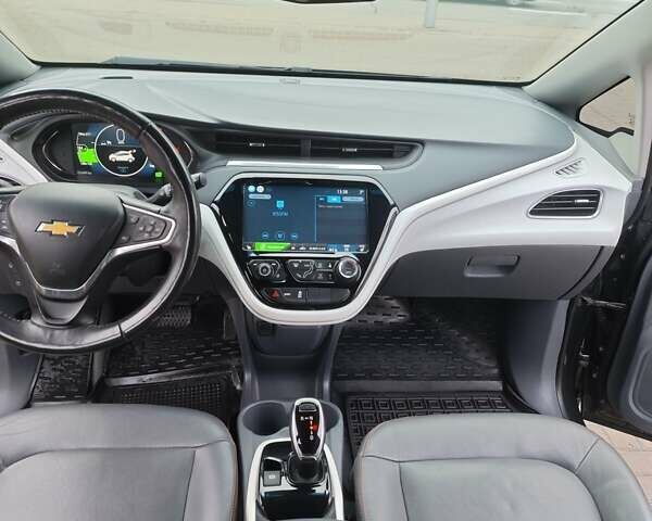 Серый Шевроле Bolt EV, объемом двигателя 0 л и пробегом 102 тыс. км за 14500 $, фото 5 на Automoto.ua