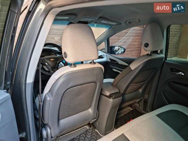 Серый Шевроле Bolt EV, объемом двигателя 0 л и пробегом 181 тыс. км за 13999 $, фото 71 на Automoto.ua