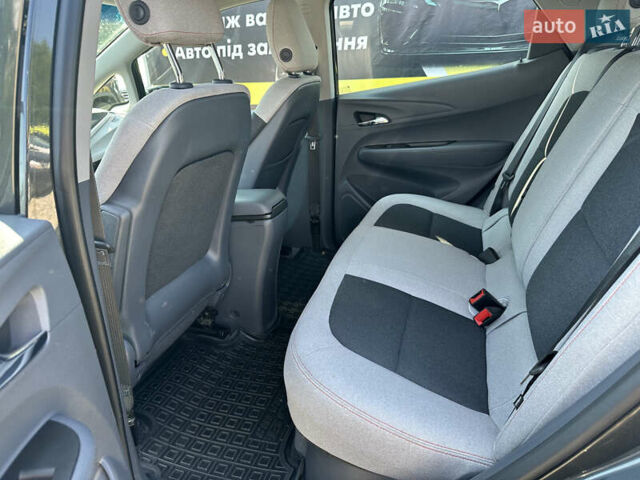 Серый Шевроле Bolt EV, объемом двигателя 0 л и пробегом 163 тыс. км за 13800 $, фото 9 на Automoto.ua