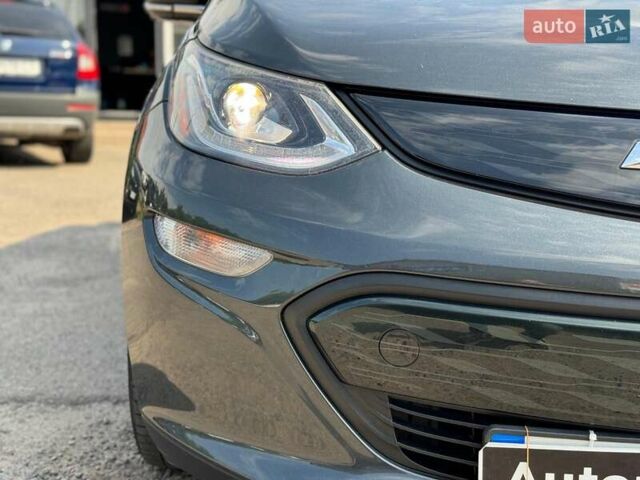 Серый Шевроле Bolt EV, объемом двигателя 0 л и пробегом 139 тыс. км за 14290 $, фото 11 на Automoto.ua