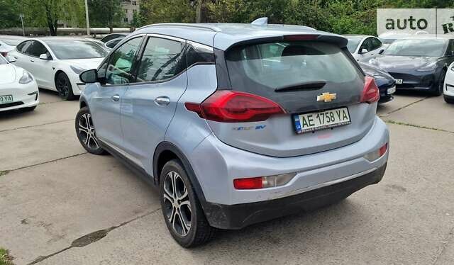 Сірий Шевроле Bolt EV, об'ємом двигуна 0 л та пробігом 133 тис. км за 17500 $, фото 4 на Automoto.ua