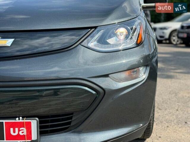 Серый Шевроле Bolt EV, объемом двигателя 0 л и пробегом 139 тыс. км за 14290 $, фото 10 на Automoto.ua