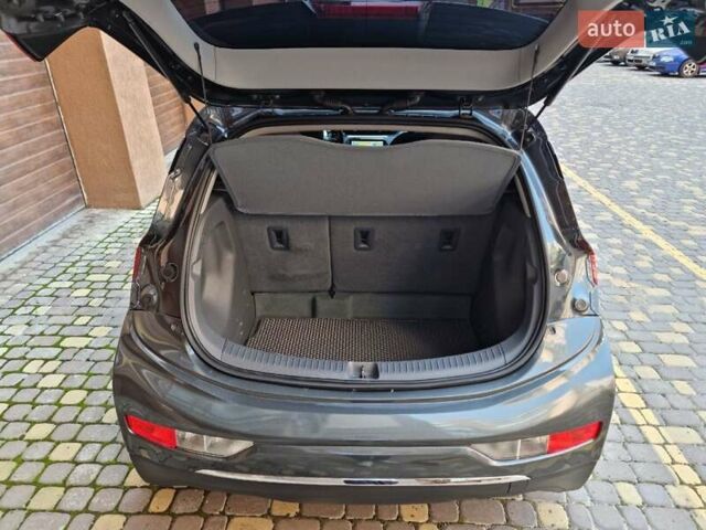 Сірий Шевроле Bolt EV, об'ємом двигуна 0 л та пробігом 181 тис. км за 13999 $, фото 76 на Automoto.ua