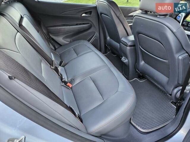 Серый Шевроле Bolt EV, объемом двигателя 0 л и пробегом 167 тыс. км за 12500 $, фото 31 на Automoto.ua