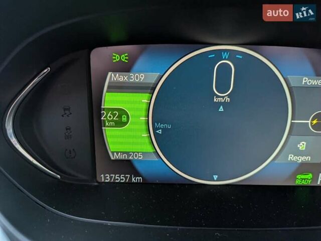 Серый Шевроле Bolt EV, объемом двигателя 0 л и пробегом 137 тыс. км за 13800 $, фото 10 на Automoto.ua