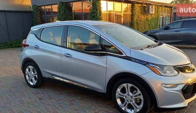 Серый Шевроле Bolt EV, объемом двигателя 0 л и пробегом 70 тыс. км за 13500 $, фото 7 на Automoto.ua