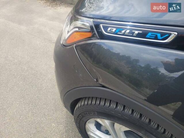 Серый Шевроле Bolt EV, объемом двигателя 0 л и пробегом 115 тыс. км за 18900 $, фото 19 на Automoto.ua