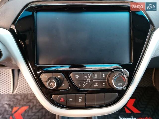 Серый Шевроле Bolt EV, объемом двигателя 0 л и пробегом 181 тыс. км за 13999 $, фото 48 на Automoto.ua