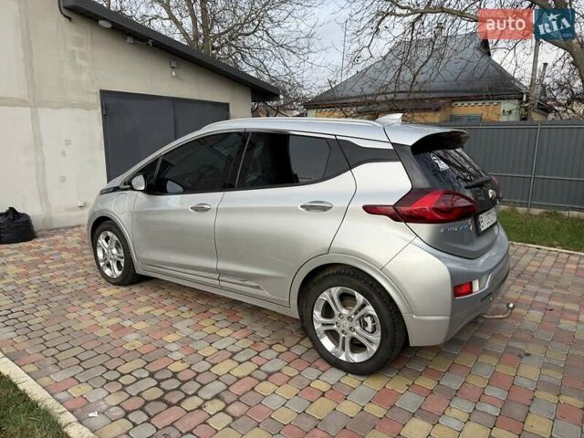 Серый Шевроле Bolt EV, объемом двигателя 0 л и пробегом 156 тыс. км за 11500 $, фото 5 на Automoto.ua