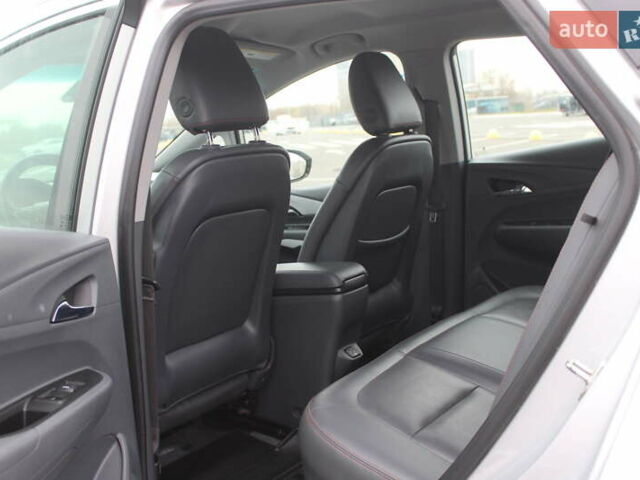 Серый Шевроле Bolt EV, объемом двигателя 0 л и пробегом 135 тыс. км за 15300 $, фото 20 на Automoto.ua